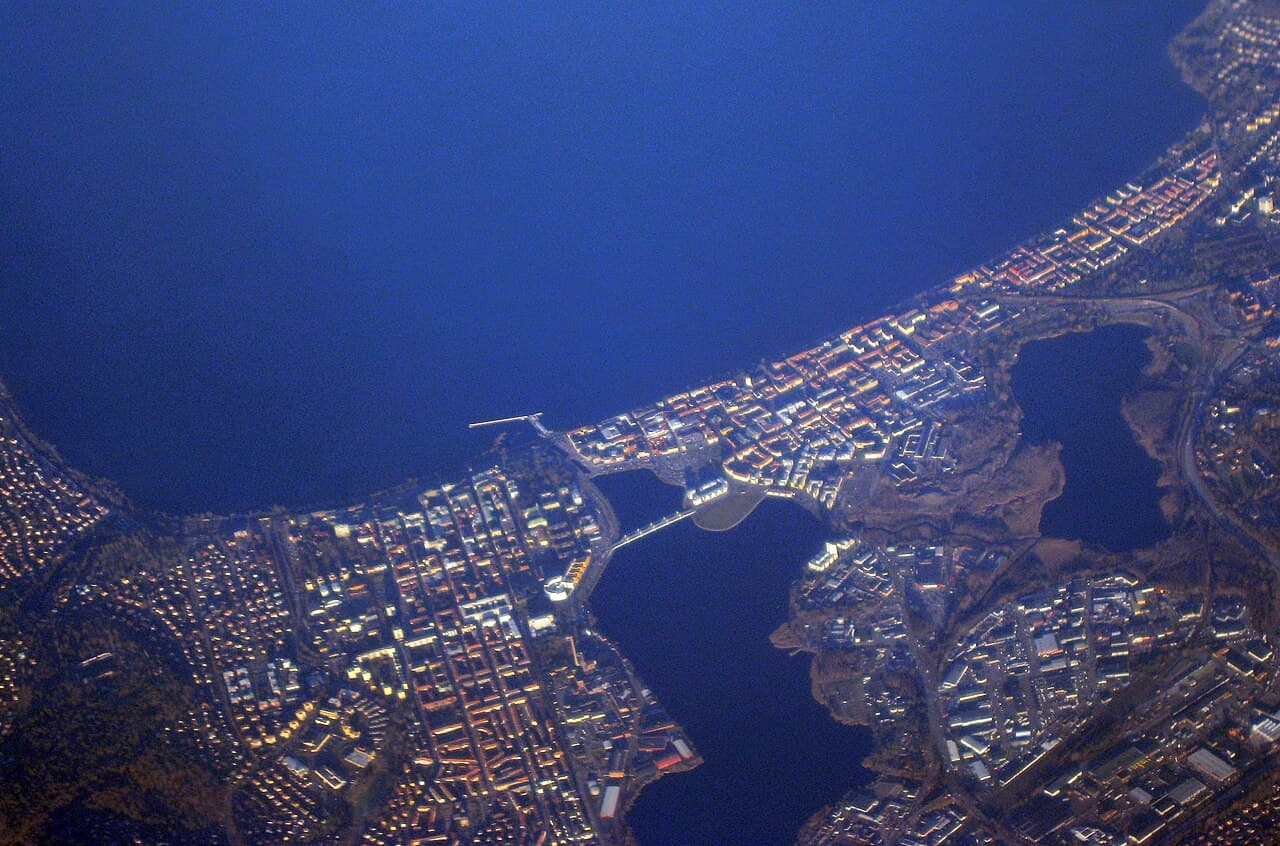 Aerial-vy över Jönköping och Munksjön