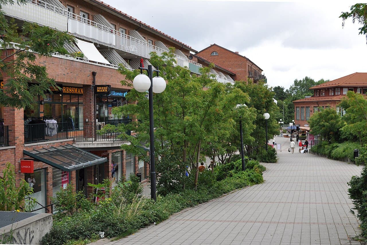 Gågata i Lidingö centrum